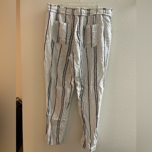 XL Sincerely Julie Linen Pants - Picture 4 of 5